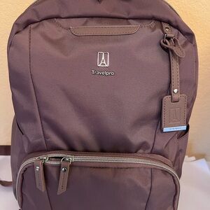 Travelpro Women's Backpack 15.6 inches with Laptop Compartment